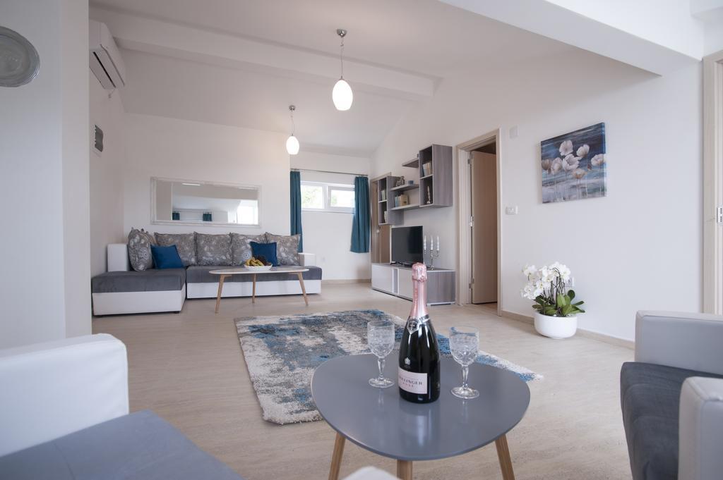 Apartments Kuljace Свети-Стефан Экстерьер фото
